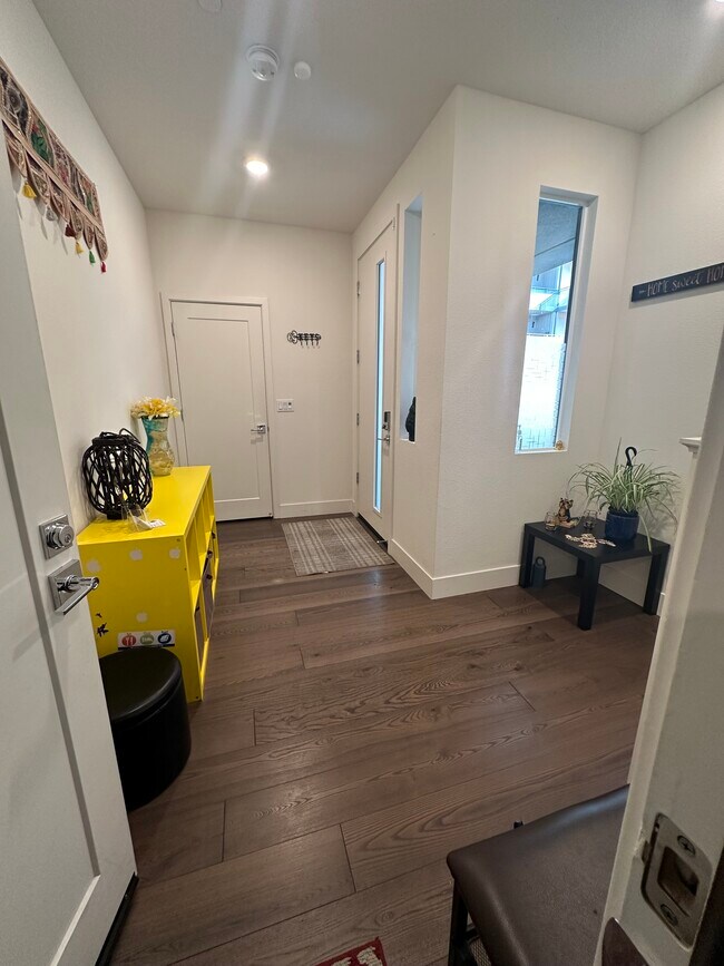 Foto del edificio - 3489 Vision Cmn