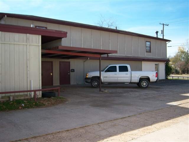 Building Photo - 1340 N Main St