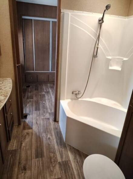 Building Photo - 806 Yaupon Dr