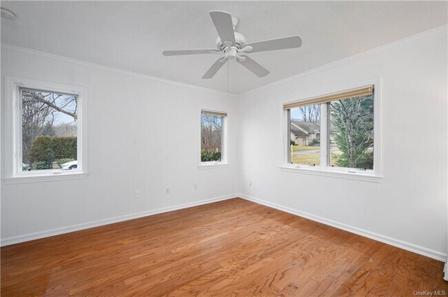 Building Photo - 875A Heritage Hills