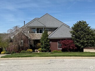 Building Photo - 14301 Woodland Ridge Dr