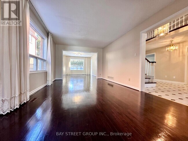 Photo du bâtiment - 7 Delancey Crescent