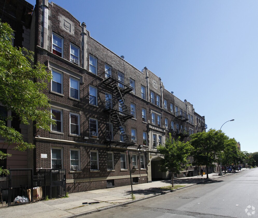 1,171 President St - 1171 President St