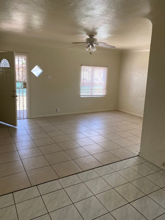 5800 Clara St Unit 5800, Bell Gardens, CA 90201 Apartments in Bell