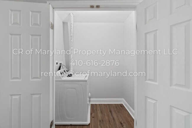 Building Photo - WAITLIST APPLICATIONS ONLY