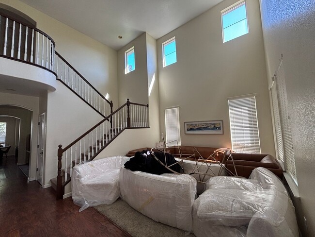 Building Photo - 9829 Waterfowl Dr