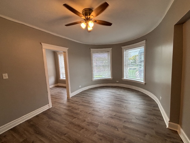 Photo - 3652-3658 S Indiana Ave Apartment