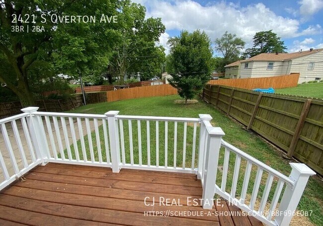 Building Photo - 2421 S Overton Ave