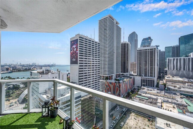 Foto del edificio - 253 NE 2nd St