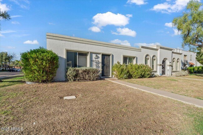 Foto del edificio - 5047 N 83rd St