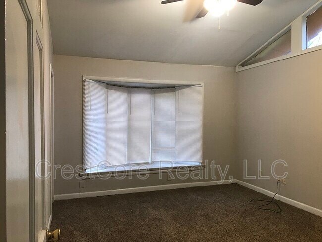 Building Photo - 2444 Hargrove Ave