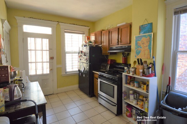 Foto del edificio - 1721 Commonwealth Avenue