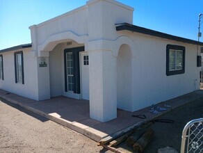 Building Photo - 107 N Myers Blvd
