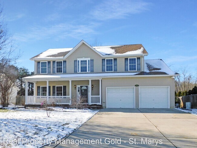 Building Photo - 5 br, 4 bath House - 45423 Heather St.