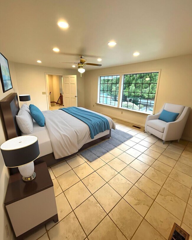 Foto del edificio - 1/2 Off First Full Month! 4 Bedroom Single Family Home in Lakewood