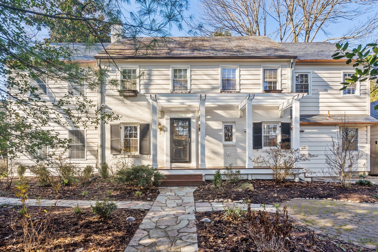7400 Connecticut Ave, Chevy Chase, MD 20815 House Rental in Chevy
