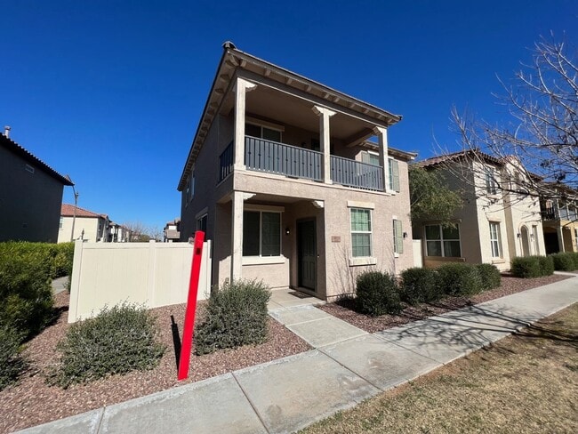 Building Photo - 3871 E Edna Dr