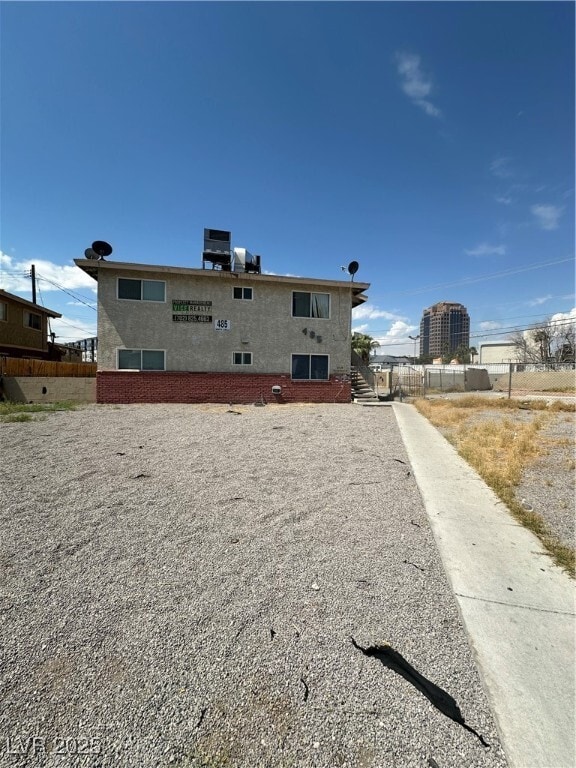 Building Photo - 485 North Cir
