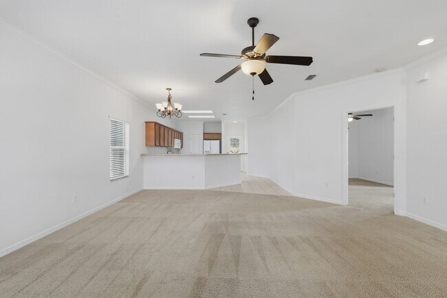 Foto del edificio - 1316 NW 120th Way