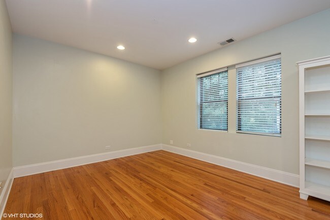 Foto del edificio - 2314 Sherman Ave