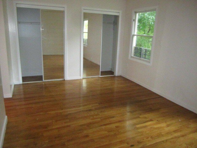 Building Photo - 160 Wilkinson Ave
