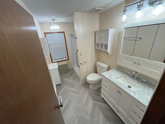 Building Photo - 19304 S Marvin Rd