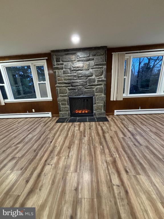 Foto del edificio - 362 Conchester Hwy