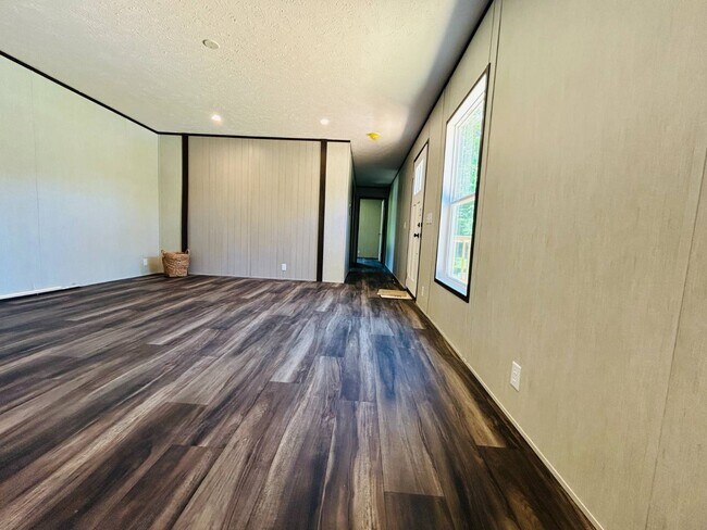 Foto del edificio - 575 Payne Creek