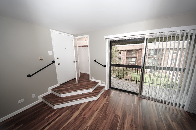 Building Photo - 15814 Orlan Brook Dr