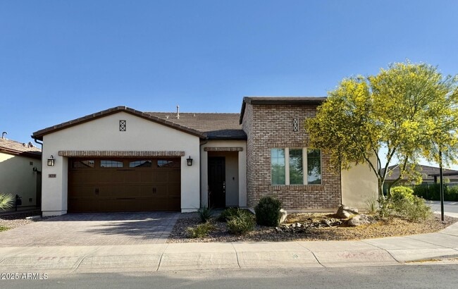 Building Photo - 479 E Watermelon Ln