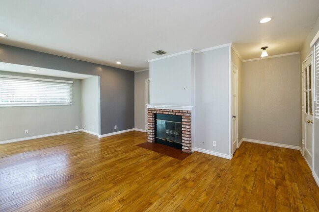 Foto del edificio - 17344 Willard St