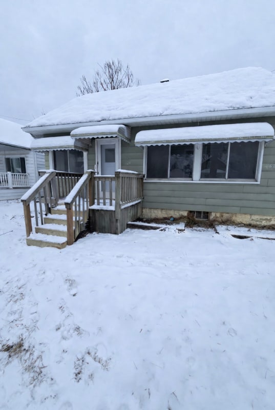 Building Photo - 624 Waldman Ave