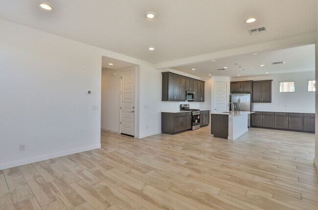 Foto del edificio - Brand New 4 bed/3 bath in Hawes Crossing C...