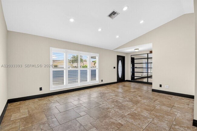 Foto del edificio - 13808 Geranium Pl