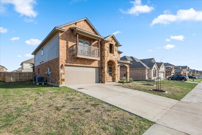 Building Photo - 5 Bedroom, 3 Bath 2-story home - 5010 Prim...