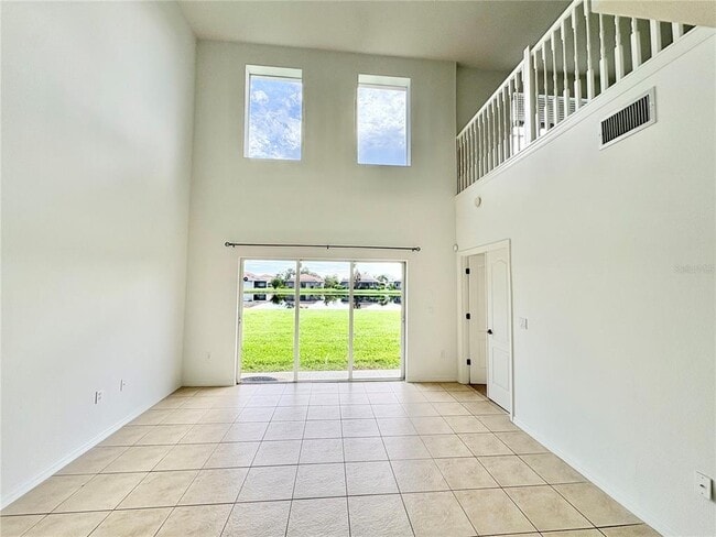 Building Photo - 227 Golden Harbour Trail