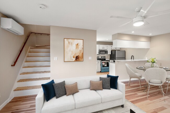 Building Photo - 36 Dixfield St