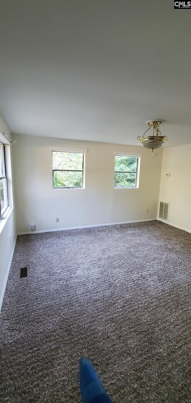 Building Photo - 4030 Gonzales Ave
