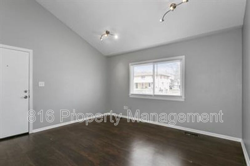 Foto principal - 1229 W Hayward Ave