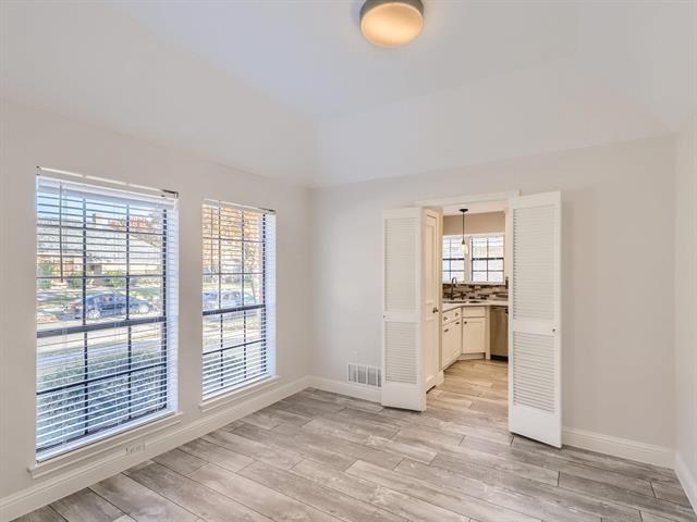 Building Photo - 3409 Queenswood Ln