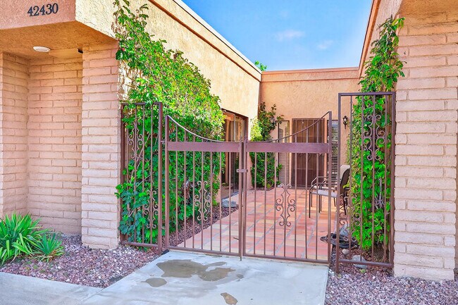 Foto del edificio - 42430 Adams St