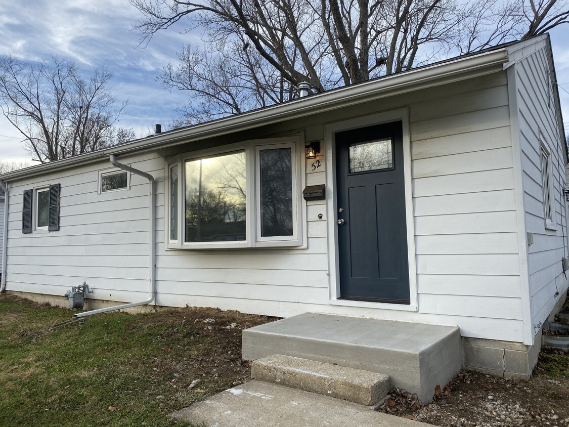 52 E Carroll Drive House Rental in Decatur, IL