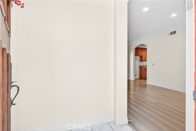 Foto del edificio - 225 N Alhambra Ave