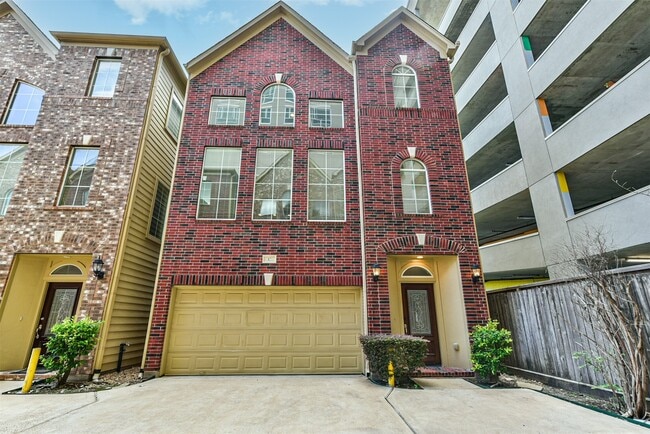 Building Photo - 1117 St Agnes St