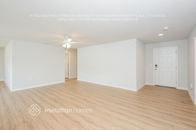 Foto del edificio - 1021 Quail St SE