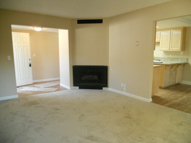 Foto del edificio - 5905 Hilllview Ave, San Jose, CA 95123