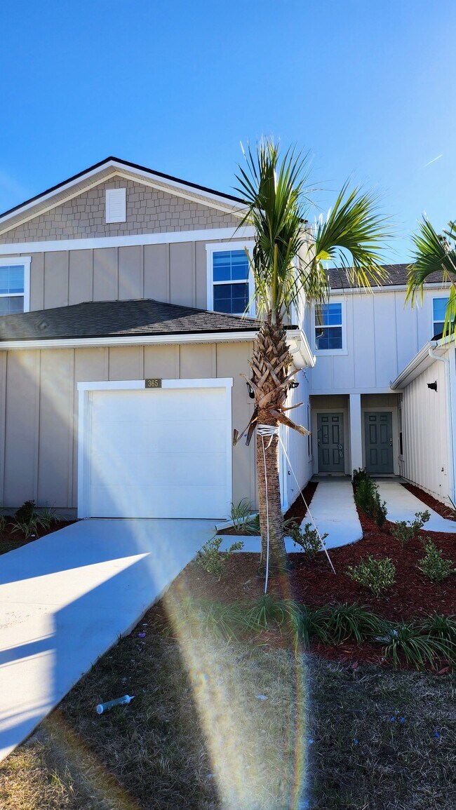 Building Photo - 365 Coastline Wy