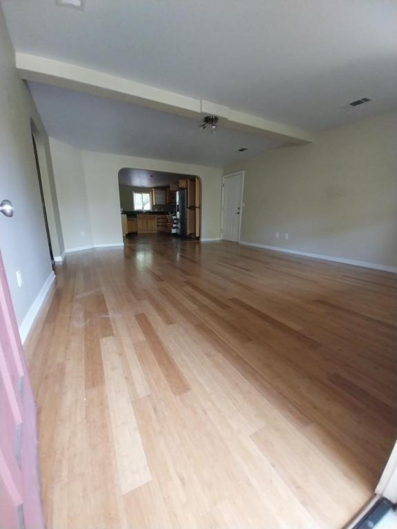 Foto del edificio - 723 NE Piedmont Ave