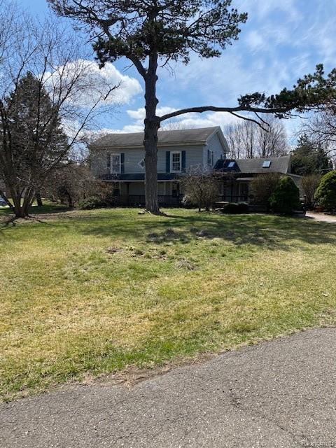 Foto principal - 1635 N Pontiac Trail