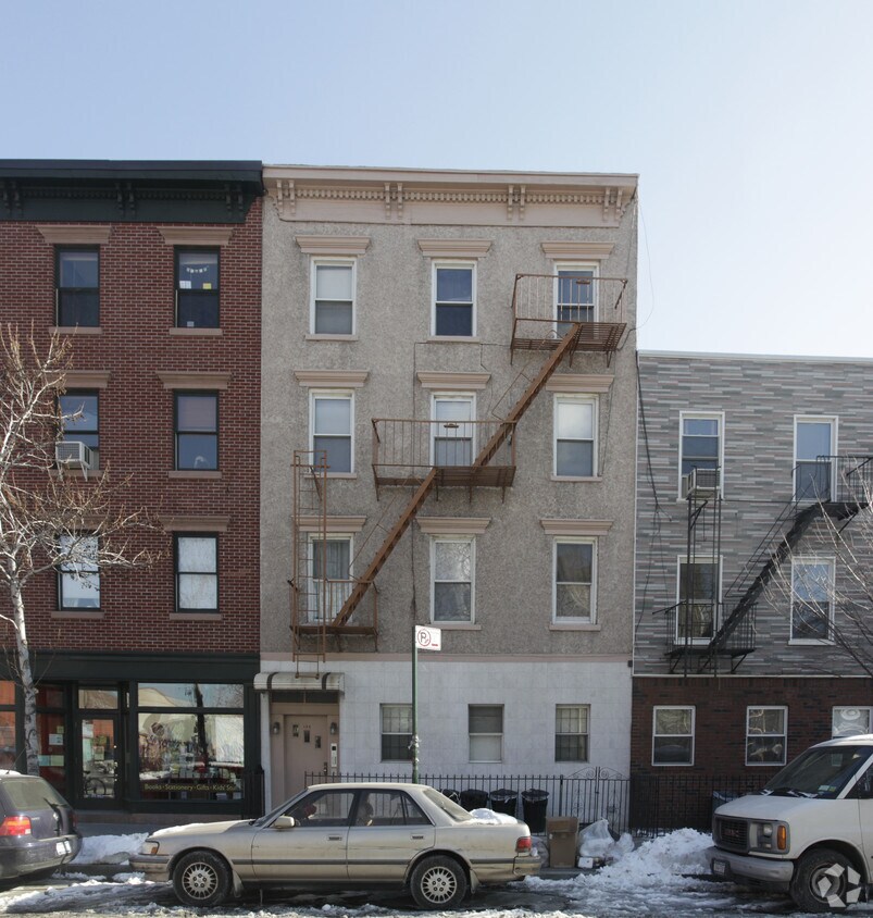 Foto del edificio - 124 Franklin St